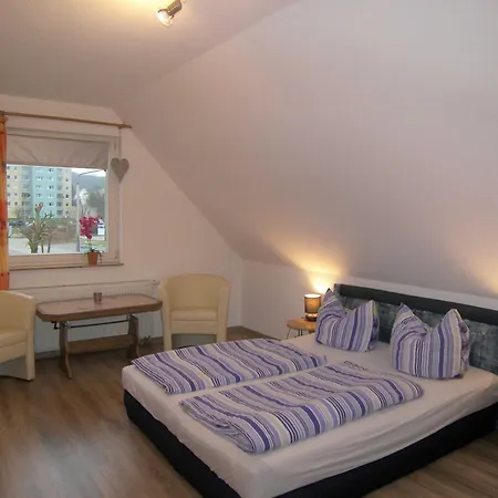 2 Fewos Wiessmann Ca 15 Gehminuten Bis Zum Ostseestrand